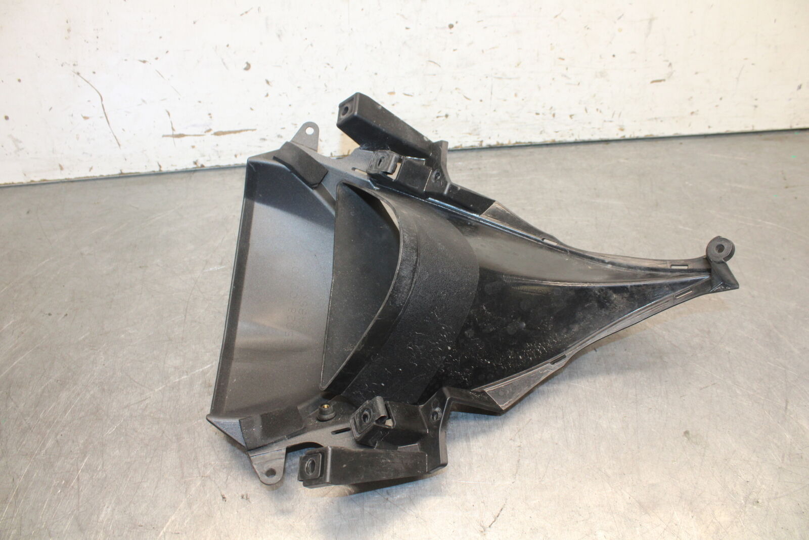 09-12 KAWASAKI NINJA ZX6R FRONT CENTER COWL FAIRING BB698