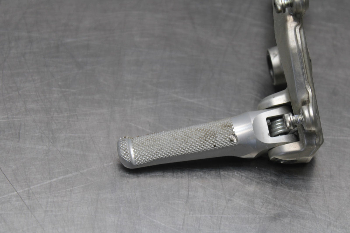 16 DUCATI 959 PANIGALE LEFT REARSET REAR SET DRIVER FOOT PEG REST STOP BB912