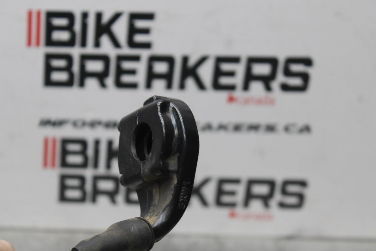 07 YAMAHA YZF R1 THROTTLE CABLES &  LINE HOUSING GUIDE BB826
