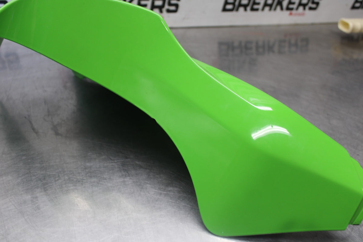 04-05 KAWASAKI NINJA ZX10R RIGHT FRONT UPPER MID SIDE FAIRING COWL PLASTIC BB931