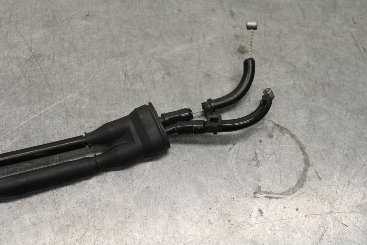 07-08 YAMAHA YZF R1 THROTTLE CABLES LINES BB675