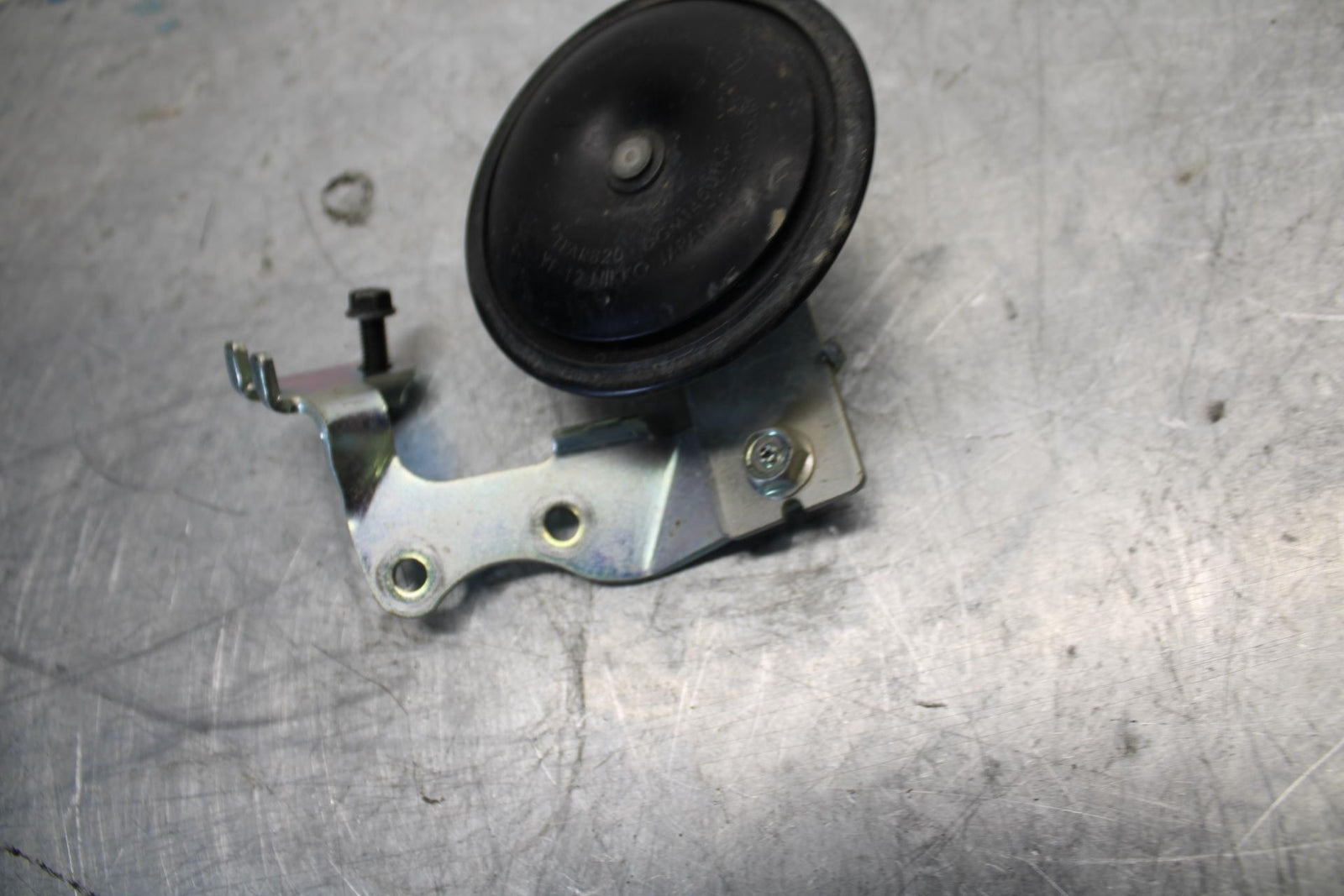 08-16 YAMAHA YZF R6 HORN SIGNAL 4TH-83371-00-00 BB436