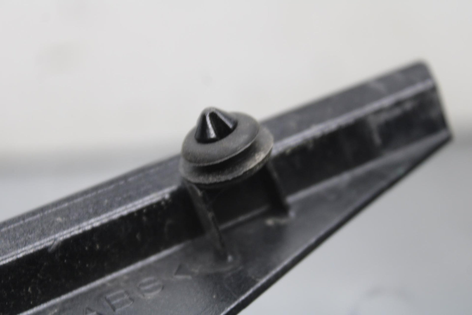 15-16 KAWASAKI EX300 LEFT FRONT SIDE SEAT SADDLE PANEL TRIM COWL FAIRING BB635