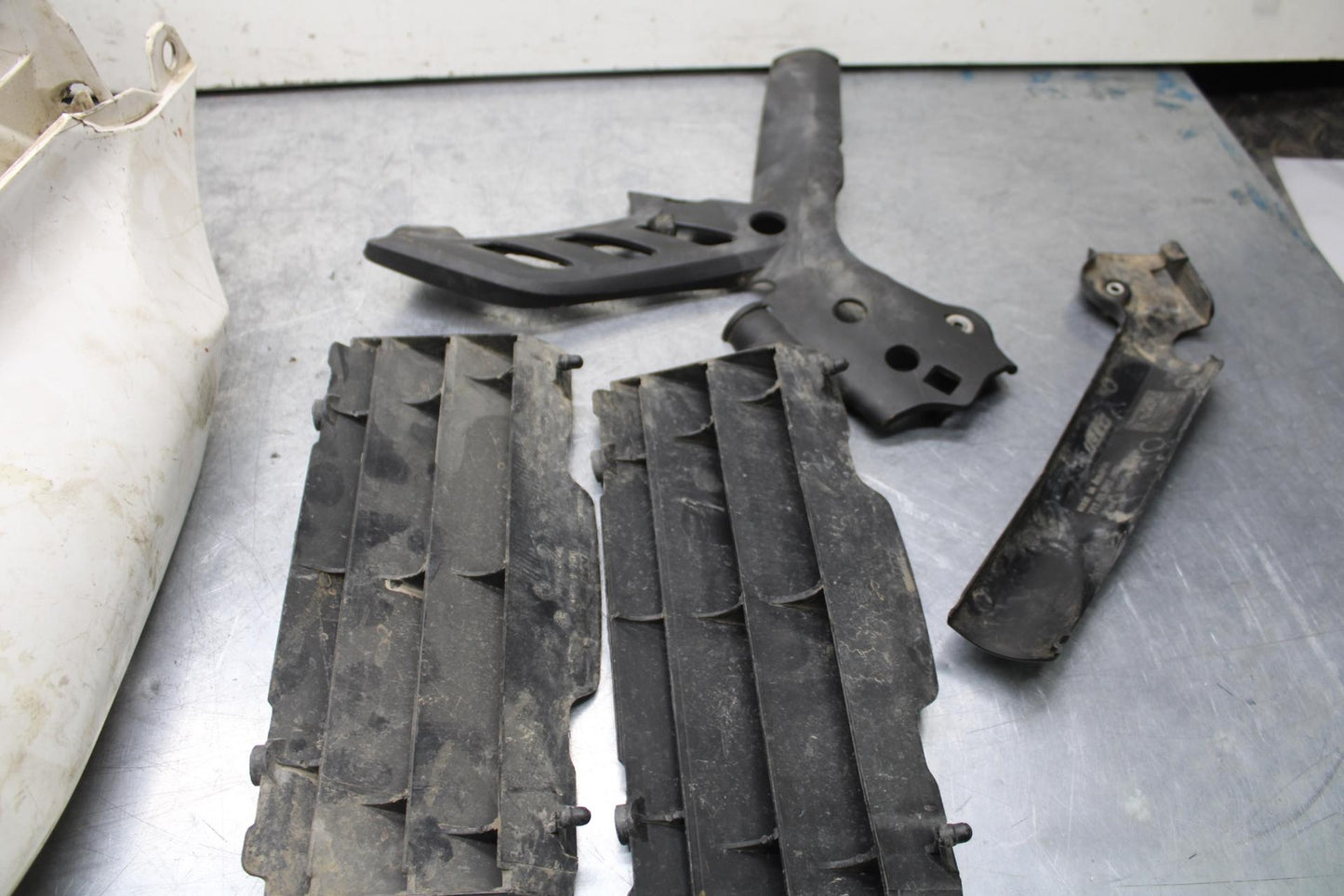 13 KTM 350 SXF PLASTICS BODY KIT FENDERS FAIRINGS COWLS BB104