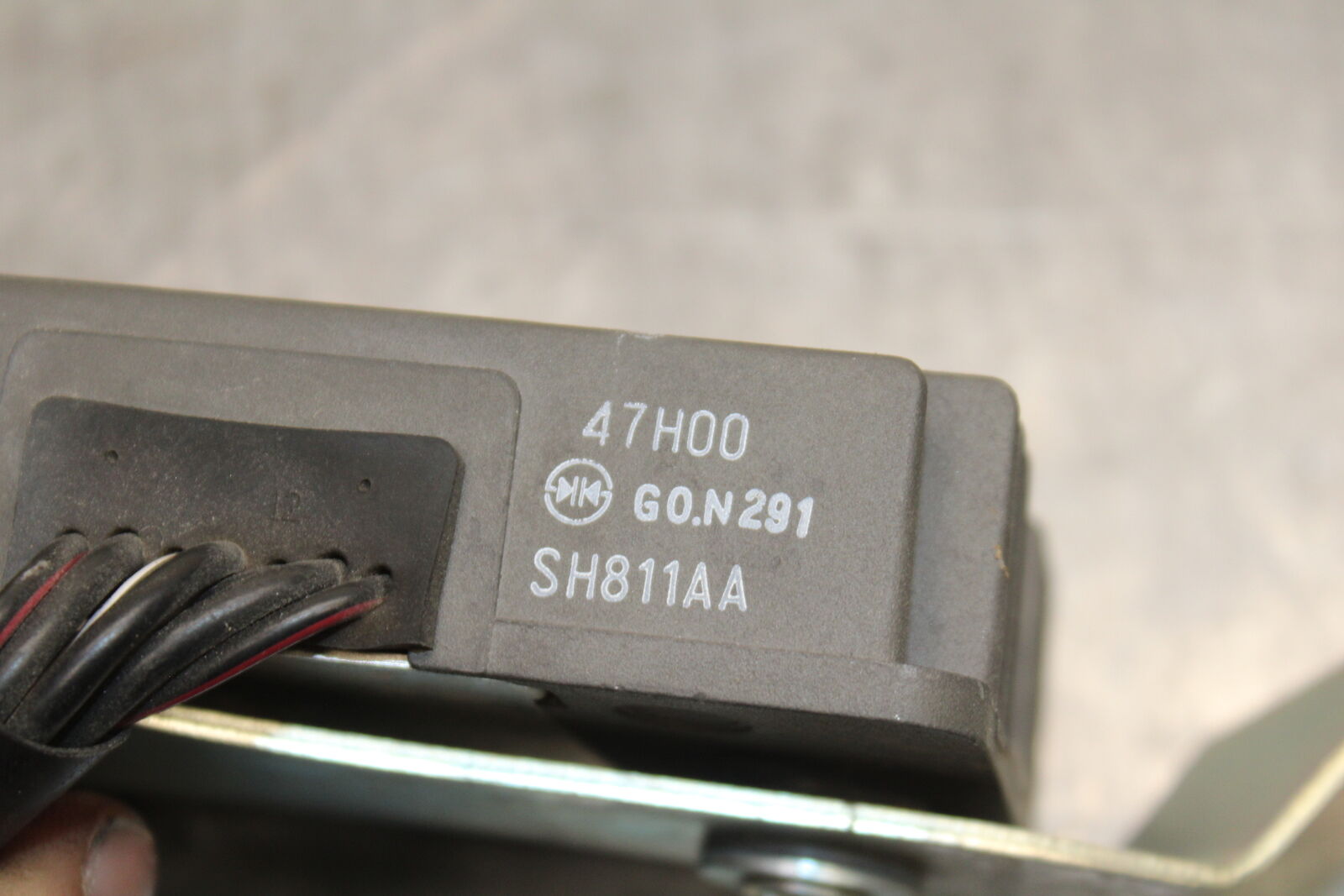 11-24 SUZUKI GSXR750 RECTIFIER VOLTAGE REGULATOR 32800-47H00 BB714