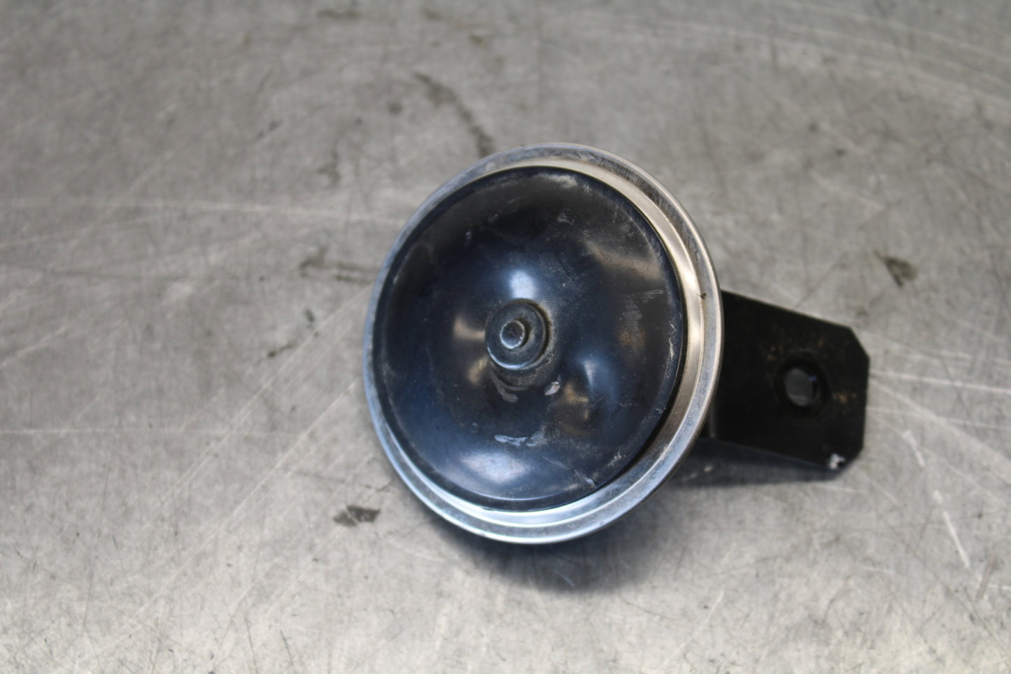 18-23 KAWASAKI NINJA 400 HORN SIGNAL  BB679