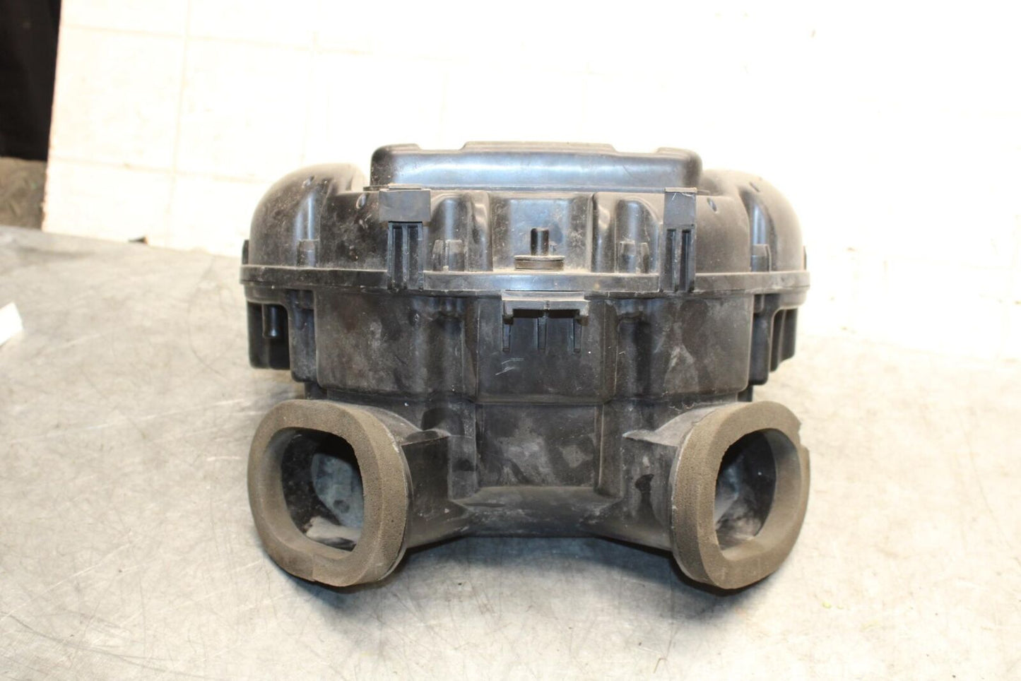 06-07 SUZUKI GSXR600 AIRBOX AIR INTAKE FILTER BOX FILTER BB543