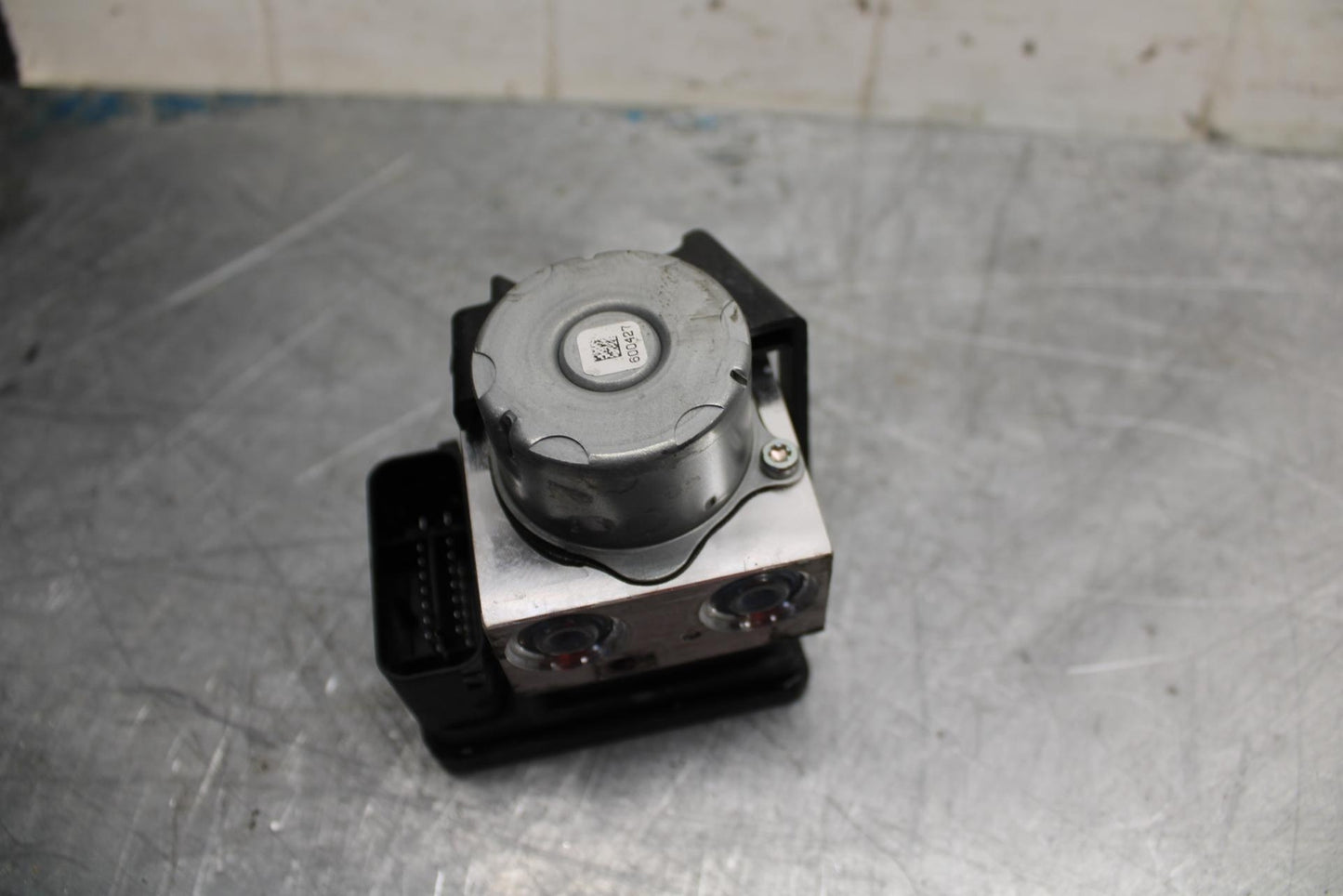 17-21 TRIUMPH STREET TRIPPLE R ABS ABS PUMP UNIT MODULE bb452