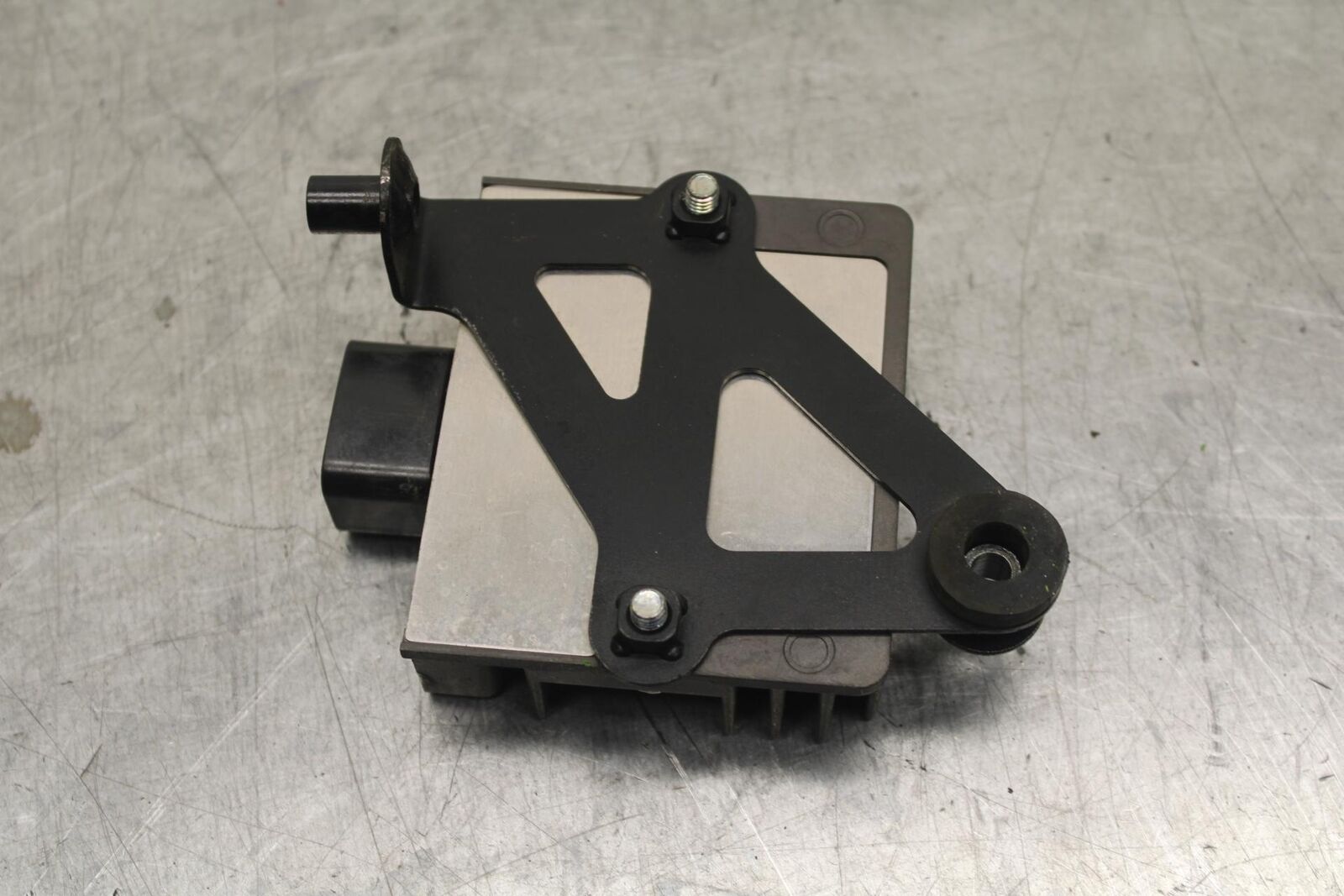 12-17 KAWASAKI ER-6N Z650 RECTIFIER VOLTAGE REGULATOR BB607