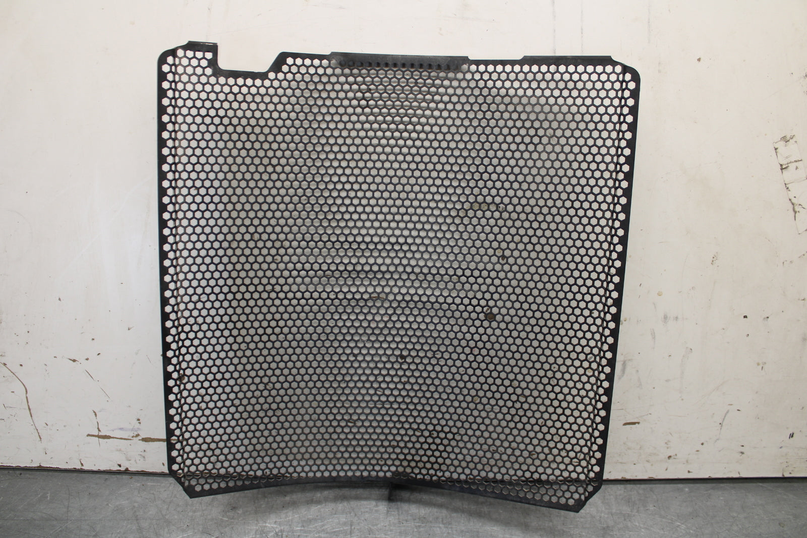 16 KAWASAKI NINJA ZX10R COOLANT RADIATOR GUARD GRILLE BB650