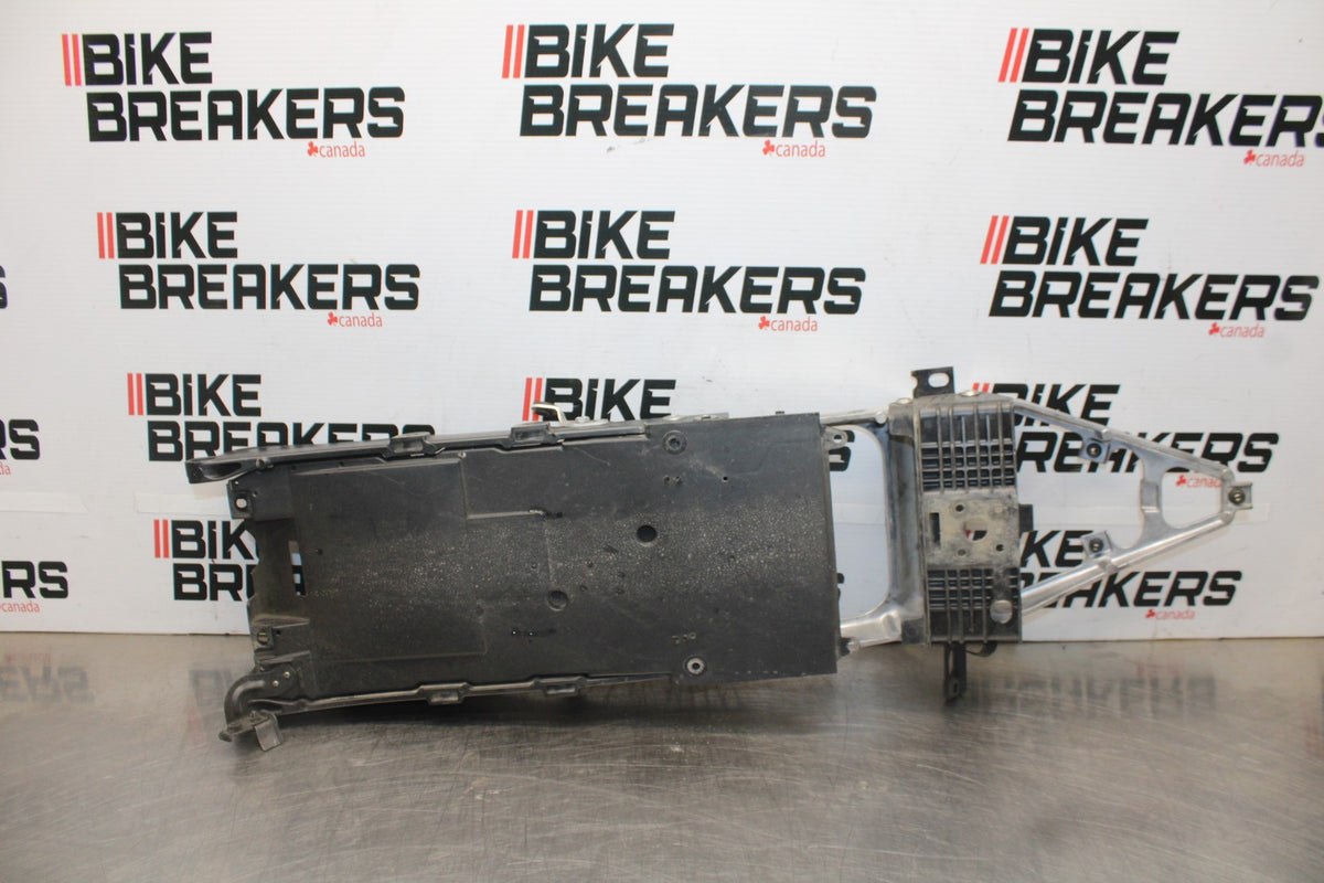 08 KAWASAKI NINJA ZX10R REAR SUBFRAME BACK SUB FRAME BB902