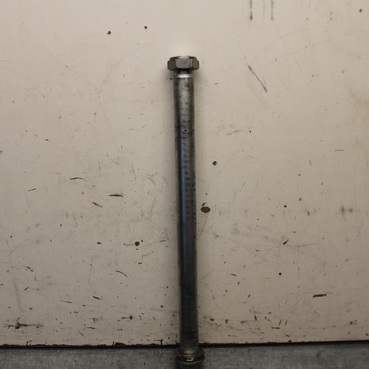 2008 Honda CBF1000 REAR BACK SWINGARM BOLT SUSPENSION PIVOT AXLE BB641