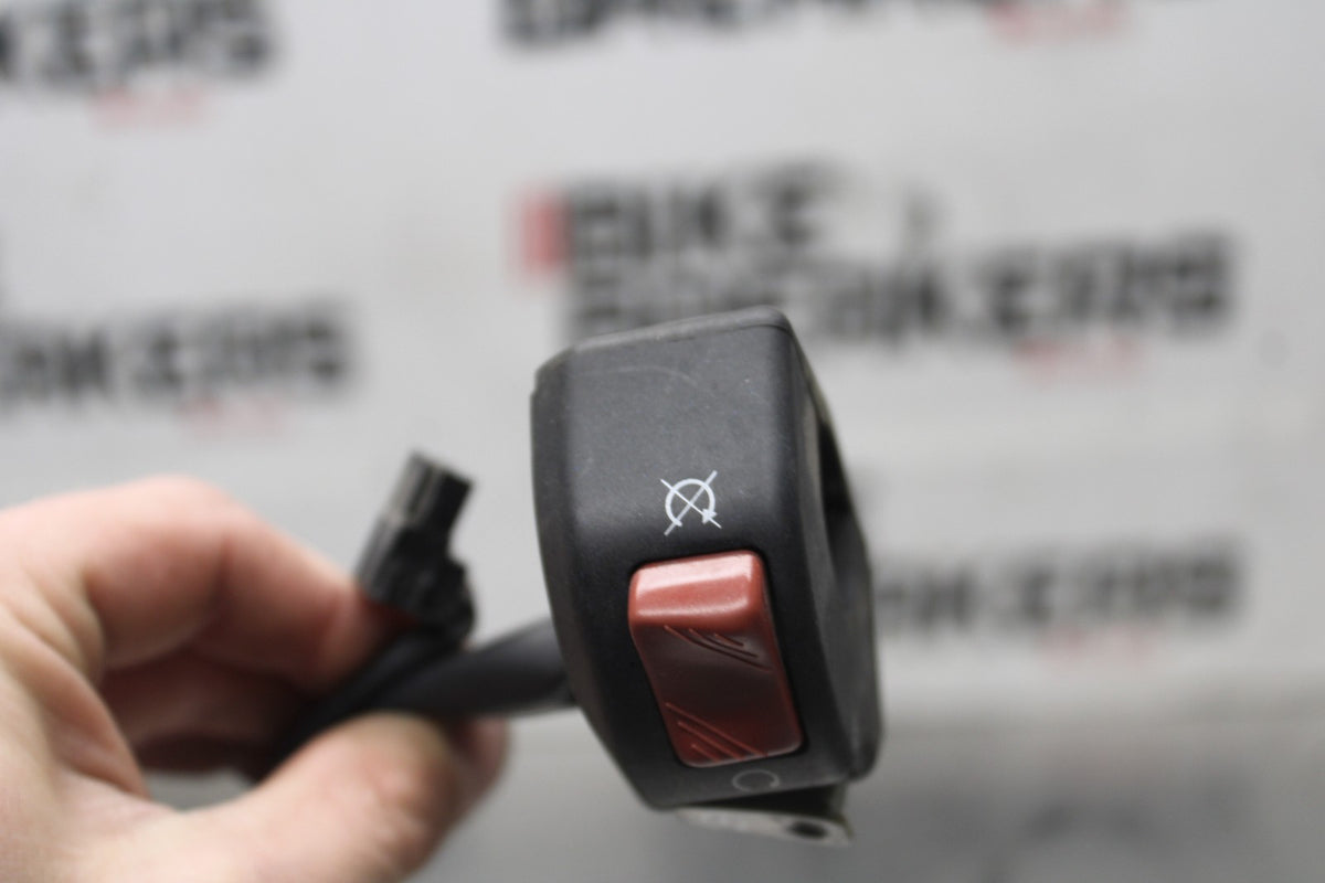 23 KAWASAKI Z900RS RIGHT CLIP ON HANDLE KILL OFF START SWITCH SWITCHES BB935