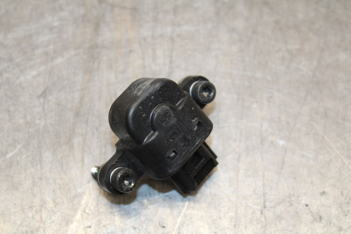 13-18 KAWASAKI NINJA ZX6R TIP OVER BANK ANGLE CRASH SENSOR  21176-0026 BB666