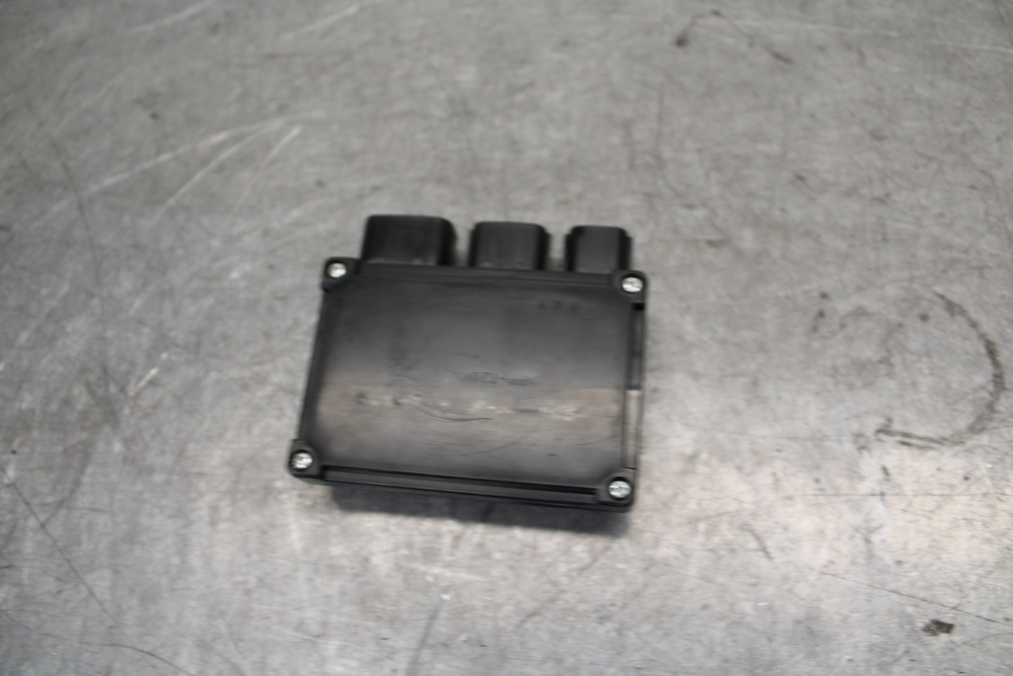 13-18 KAWASAKI NINJA ZX6R RELAY ASSEMBLY FUSE BOX BB682