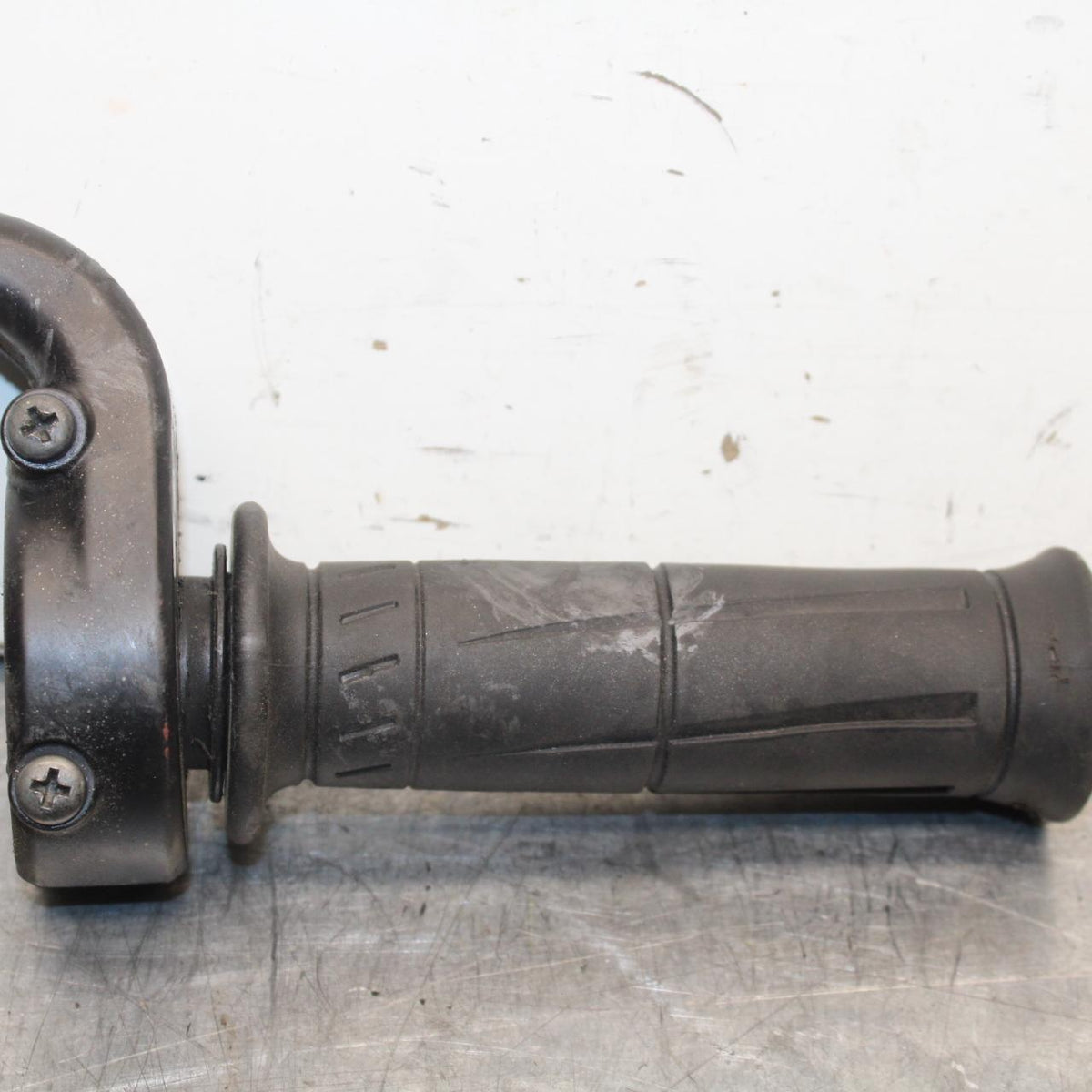 09-12 KAWASAKI NINJA ZX6R ZX600R RIGHT THROTTLE GRIP 46019-0020 BB617