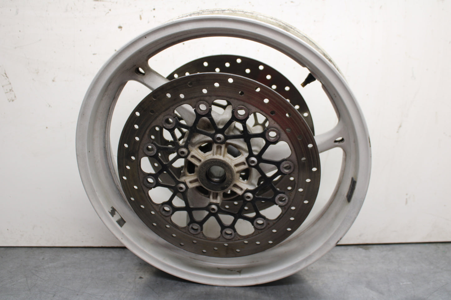 08-10 SUZUKI GSXR 600 FRONT WHEEL FRONT RIM BB753