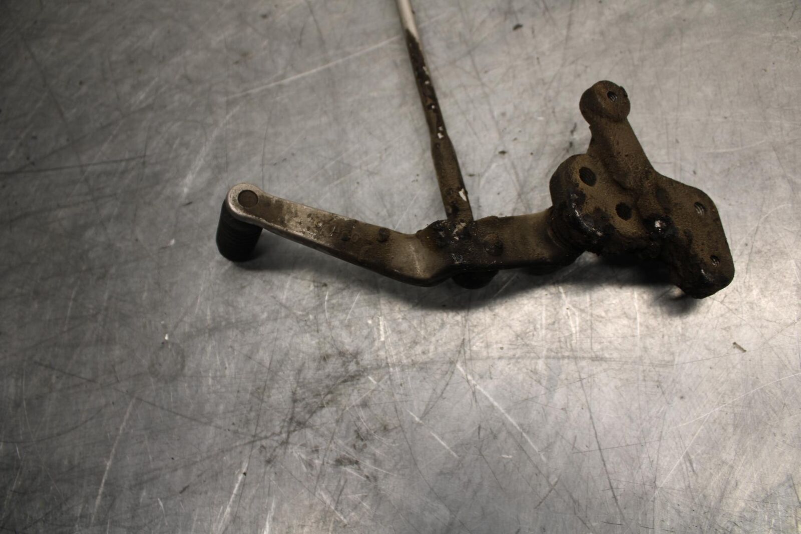 08-10 SUZUKI GSXR750 SHIFTER LINKAGE  LINK PEDAL 25525-01H00 25600-01H01 bb476