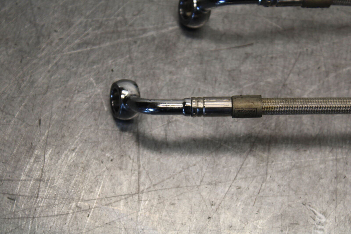 05-06 SUZUKI GSXR1000 AFTERMARKET BRAIDED FRONT BRAKE CALIPER HOSES LINES BB677