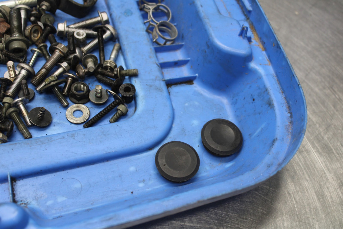 05 YAMAHA YZF R6 MOUNTING BOLTS HARDWARE SCREWS BB894