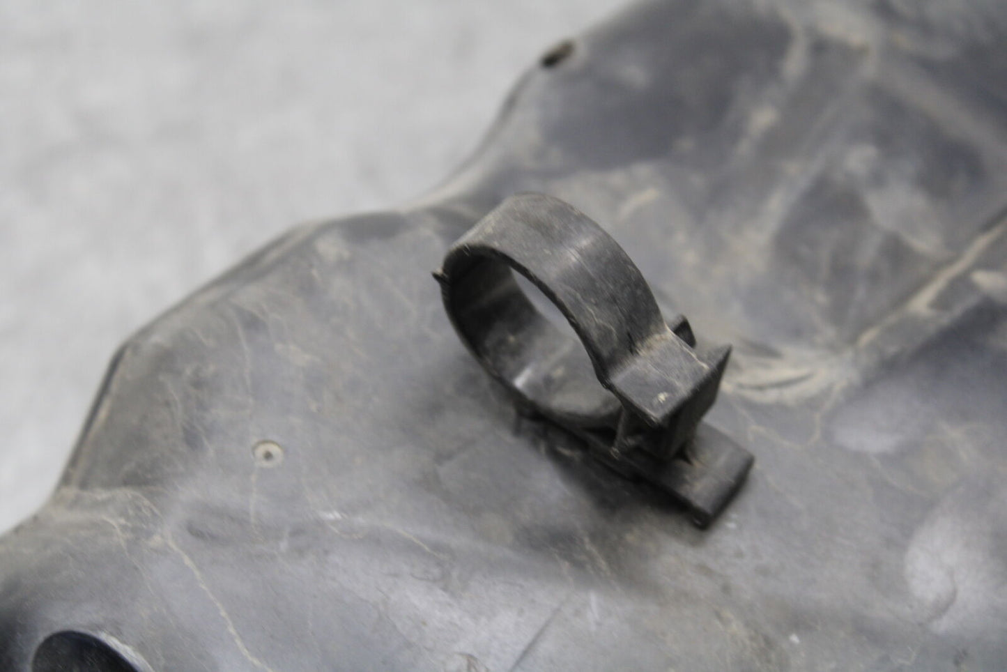 13-18 KAWASAKI NINJA ZX6R LOWER FRONT UPPER INNER HEADLIGHT COWL FAIRING  BB666