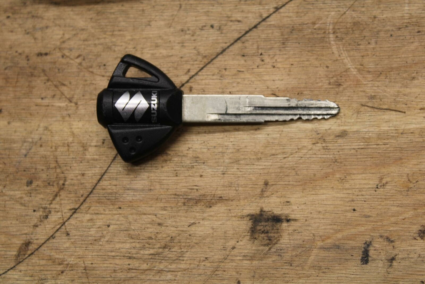 09-11 SUZUKI GSXR1000 IGNITION LOCK W KEY BB205
