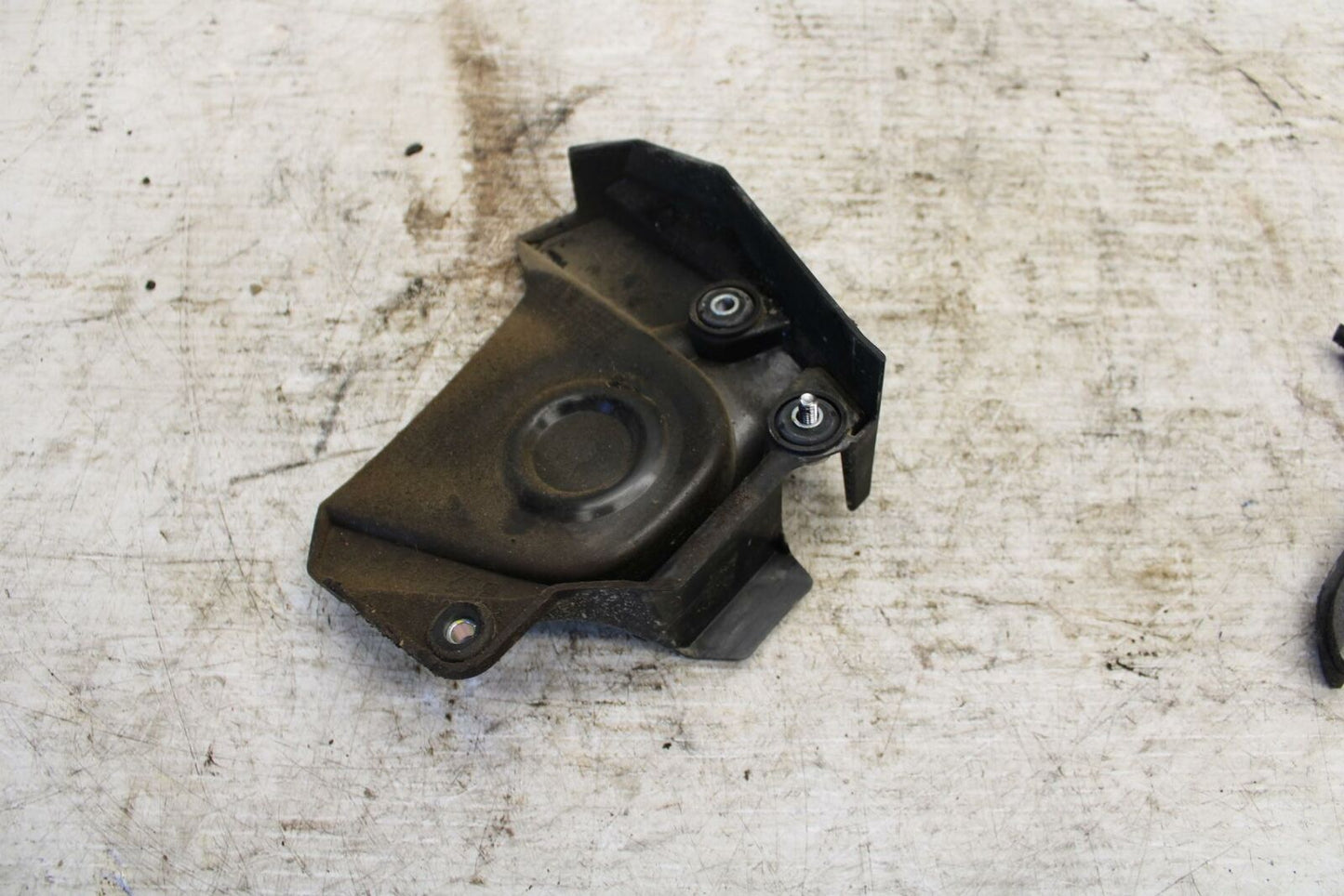 17-19 YAMAHA FZ09 ENGINE SPROCKET COVER BB310