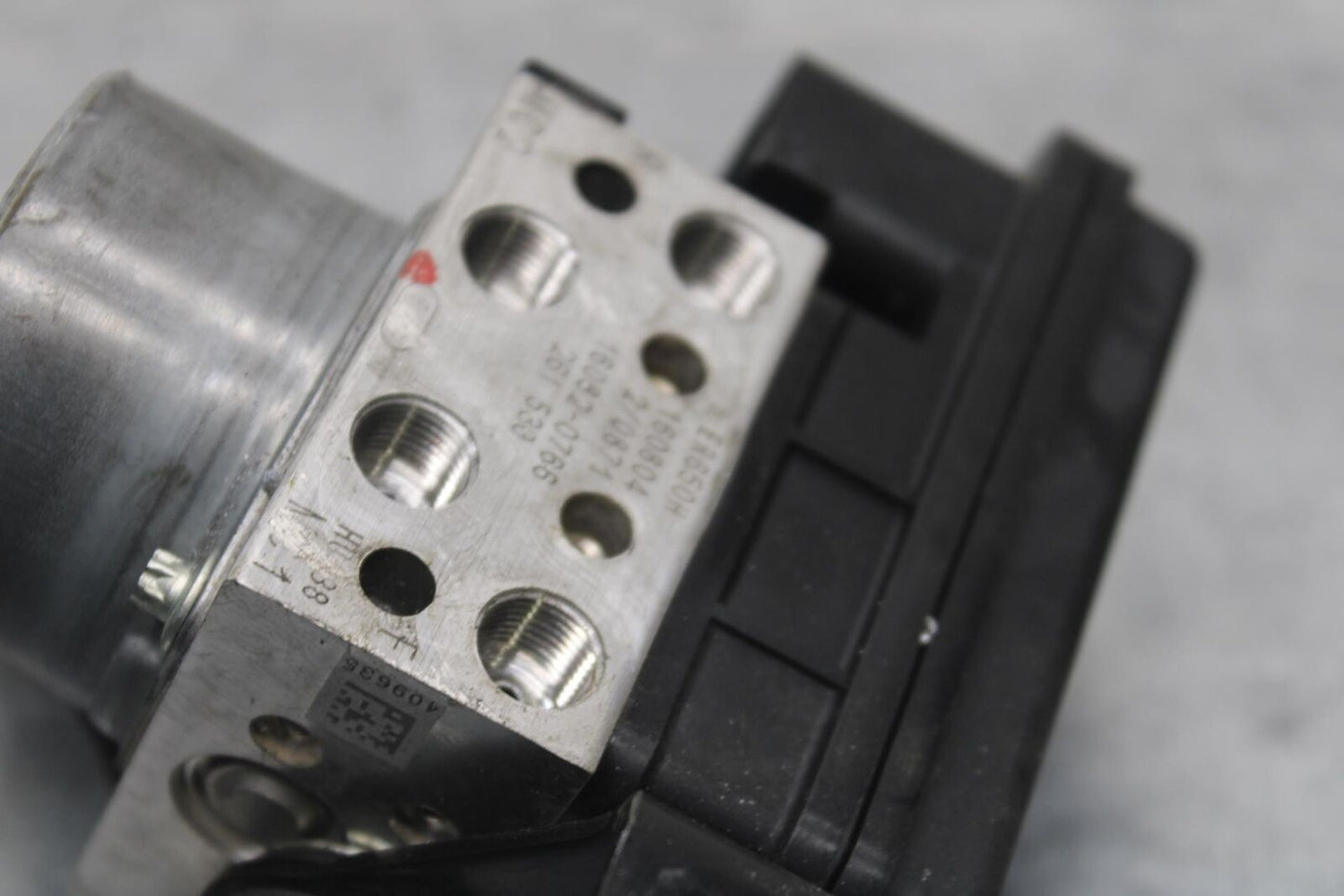 12-17 KAWASAKI ER-6N Z650 ABS PUMP UNIT MODULE BB607