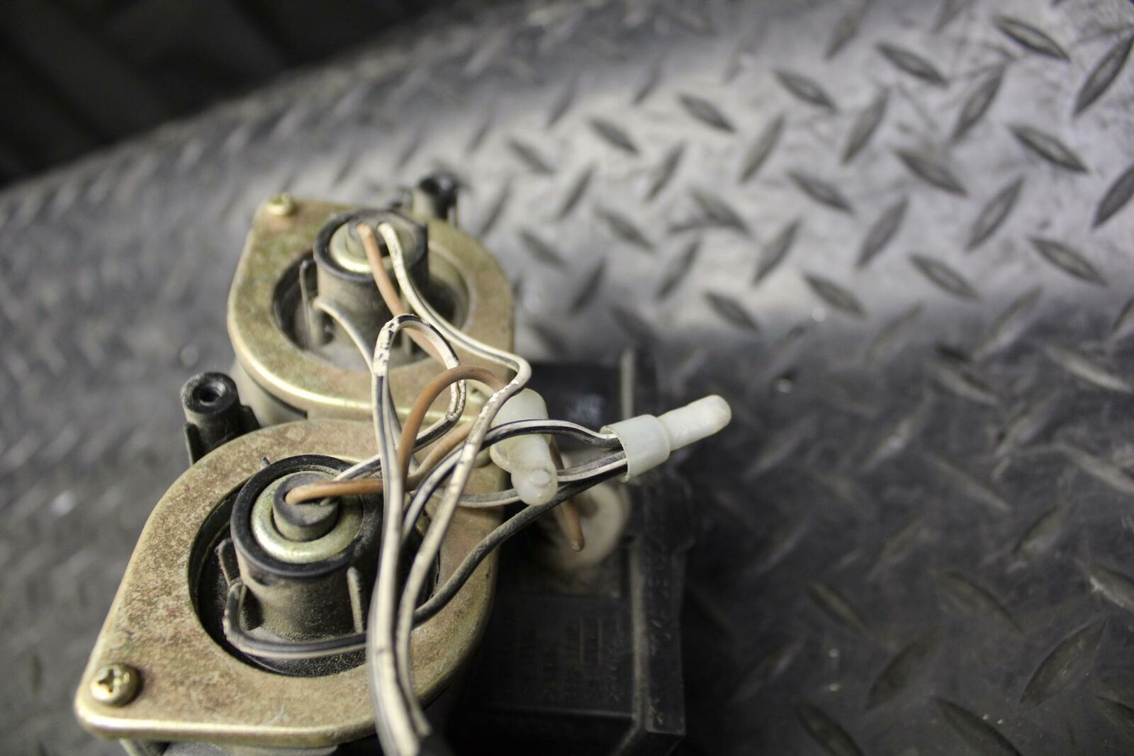 05-06 SUZUKI KATANA 750 GSX750F REAR TAIL TAILLIGHT BACK BRAKE LIGHT bb166