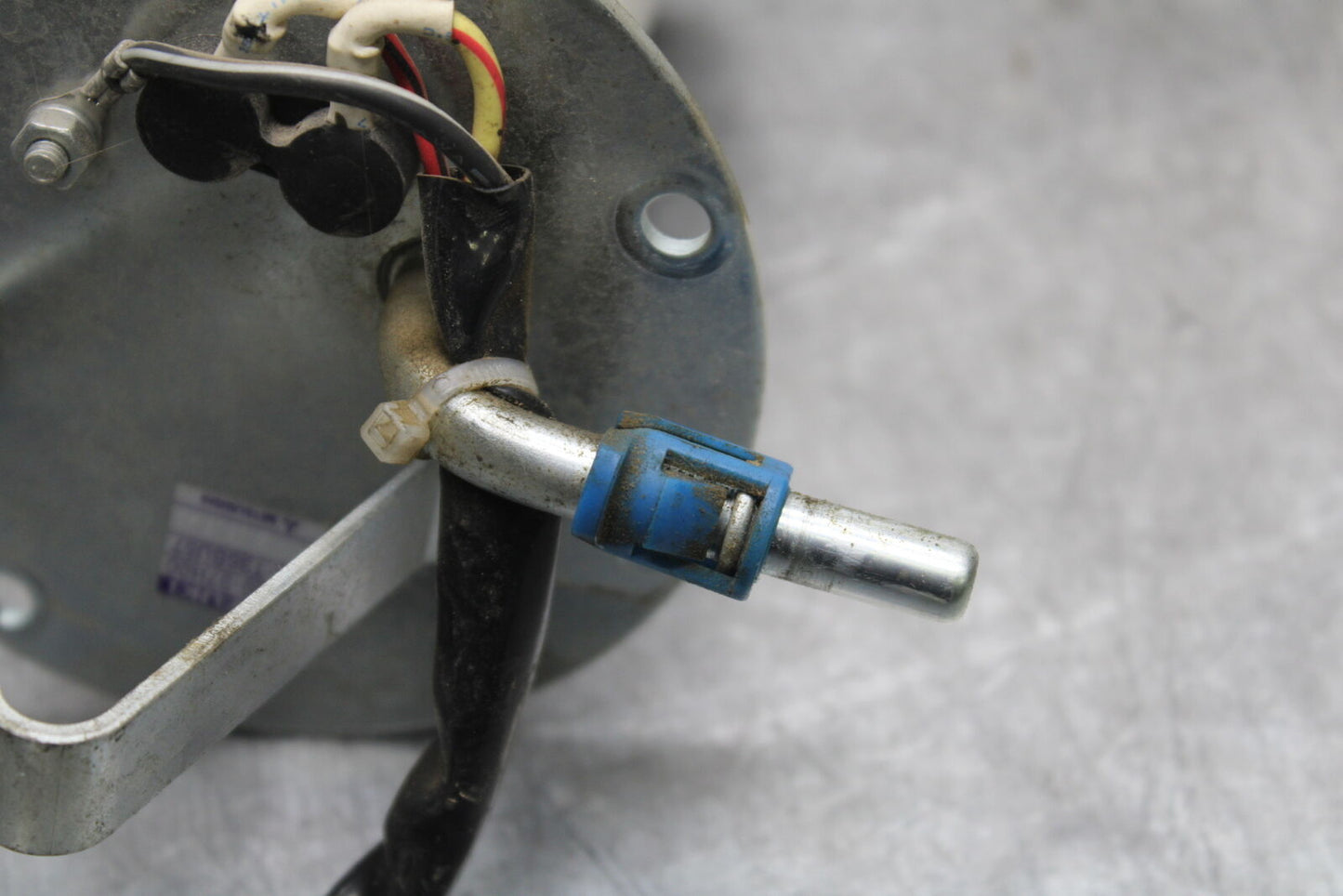 08-10 SUZUKI GSXR 600 FUEL PUMP GAS PETROL SENDER UNIT  BB721