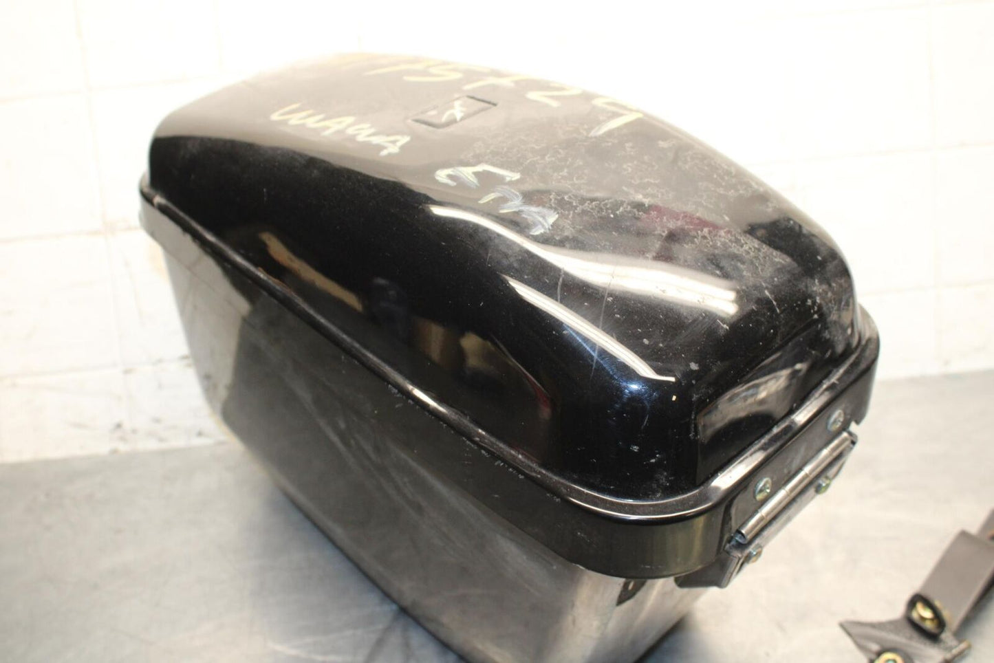 2007 Honda Shadow Spirit 1100 VT1100C SIDE CARGO LUGGAGE SADDLEBAG BAG BB561