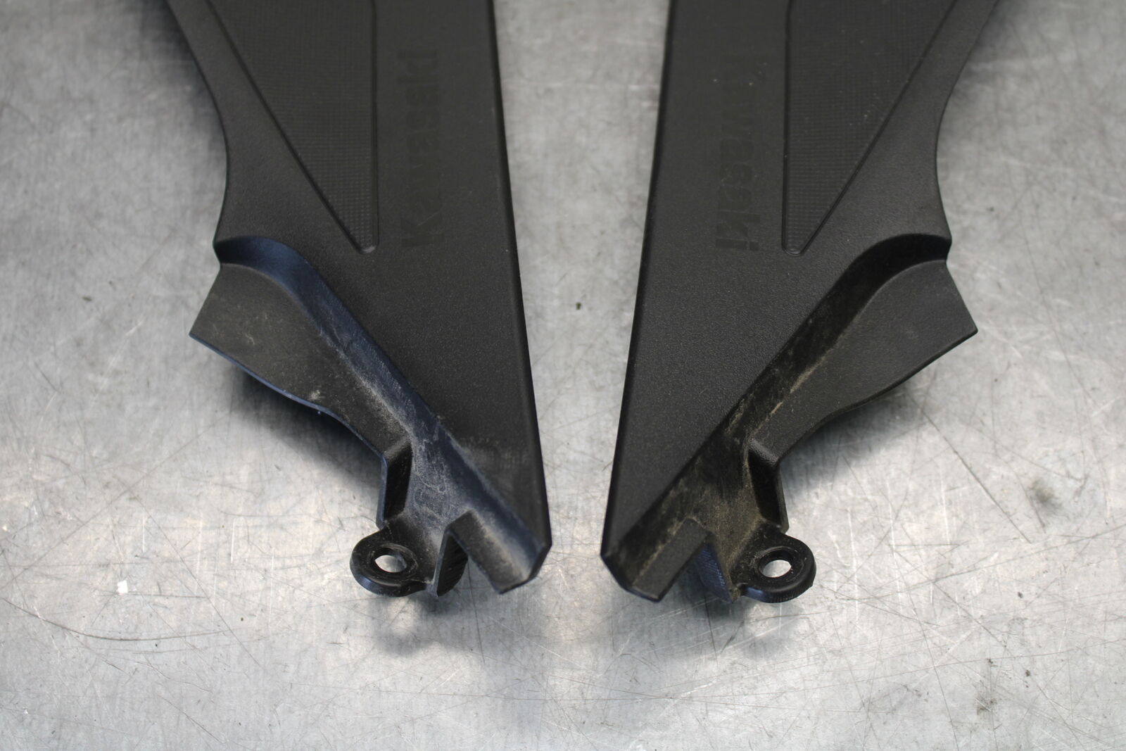 18-23 KAWASAKI NINJA 400 RIGHT LEFT FRONT SIDE SEAT PANELS TRIMS  BB679