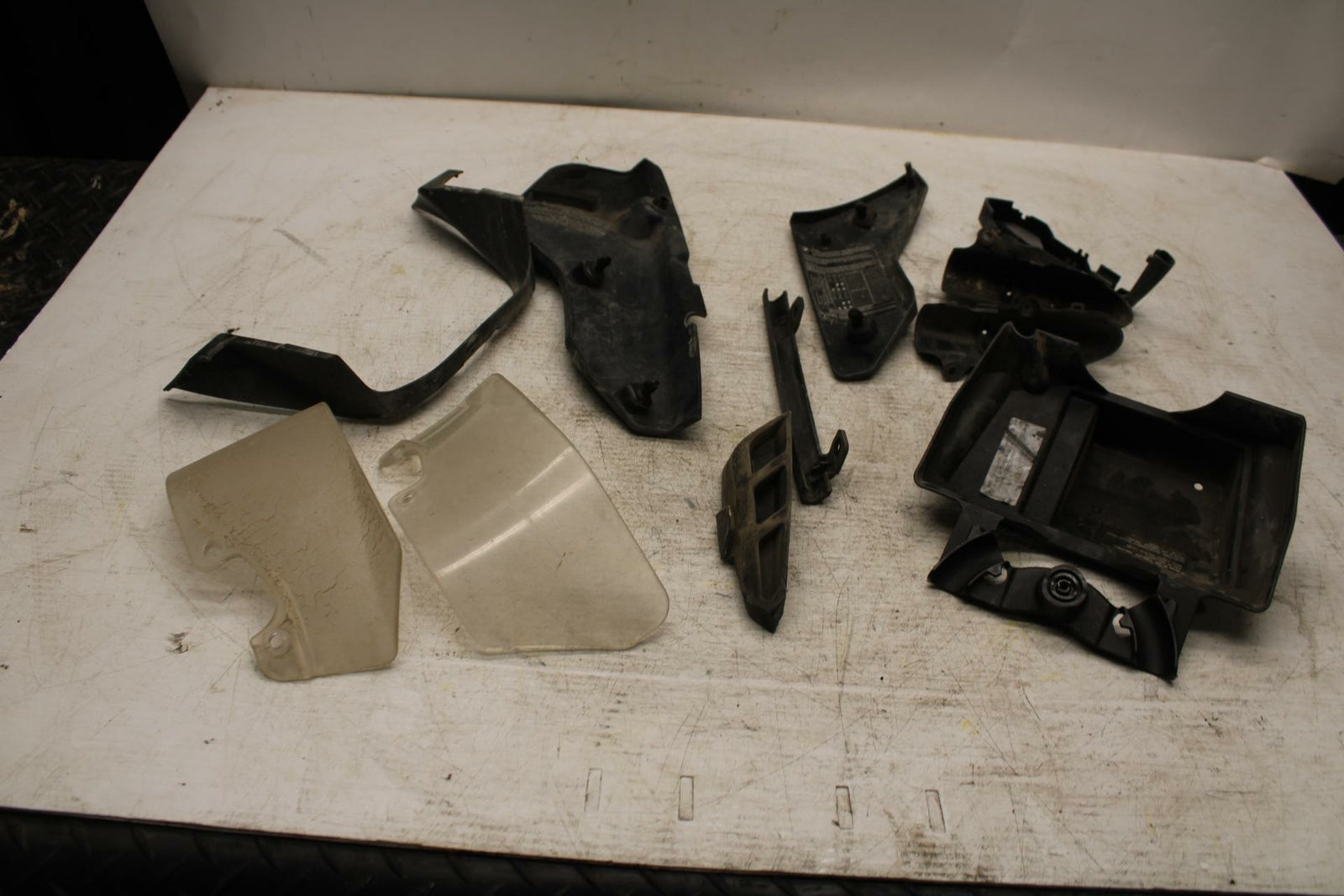 07-13 BMW R1200GS ADVENTURE MISALANEOUS PLASTICS BB368