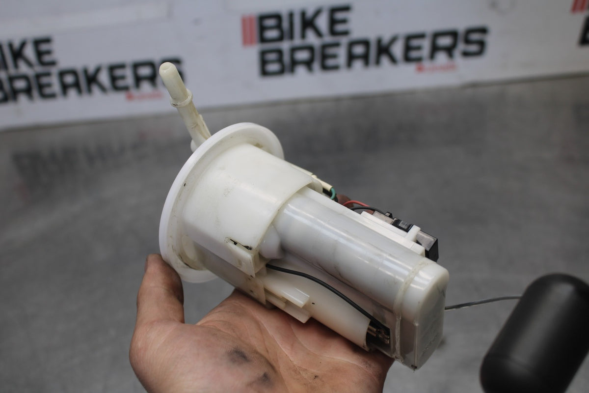 15-17 YAMAHA FJ09 FUEL PUMP GAS PETROL SENDER UNIT BB906