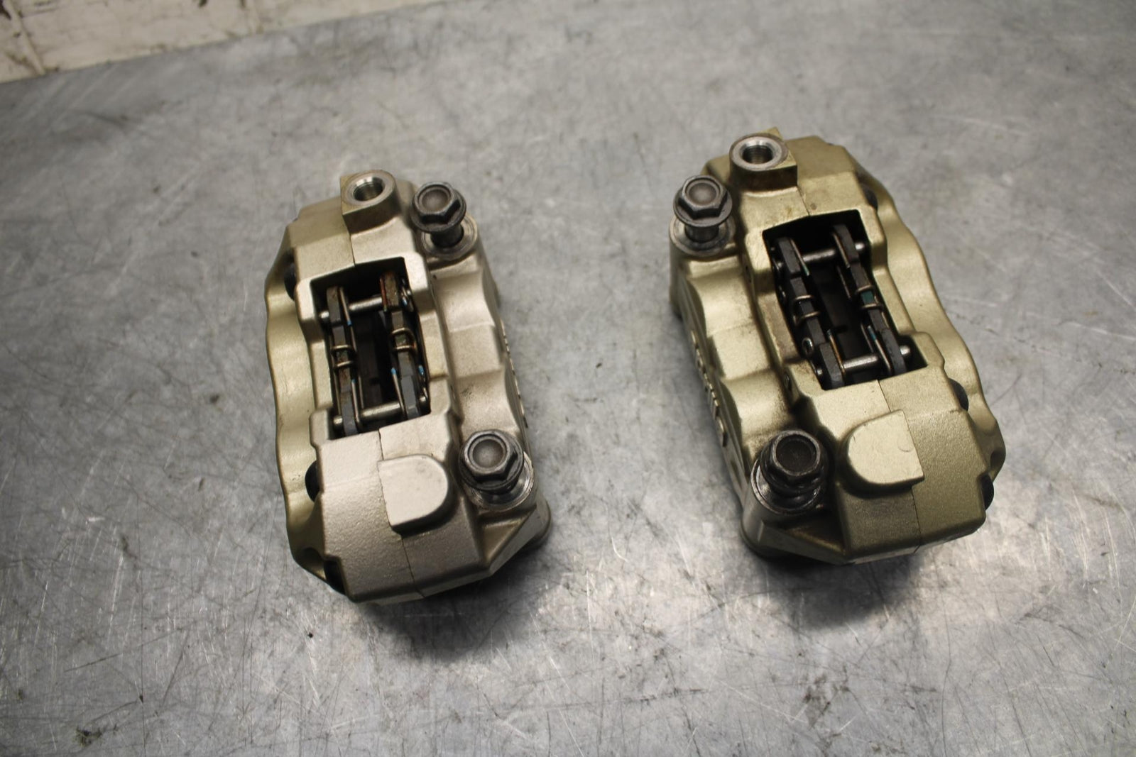 2009 Aprilia Shiver 750 SL750 RIGHT LEFT FRONT BRAKE CALIPER SET PAIR  BB506