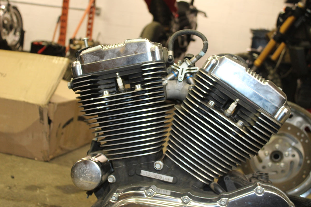 09 HARLEY-DAVIDSON SPORTSTER 1200 CUSTOM XL1200C ENGINE MOTOR BB776