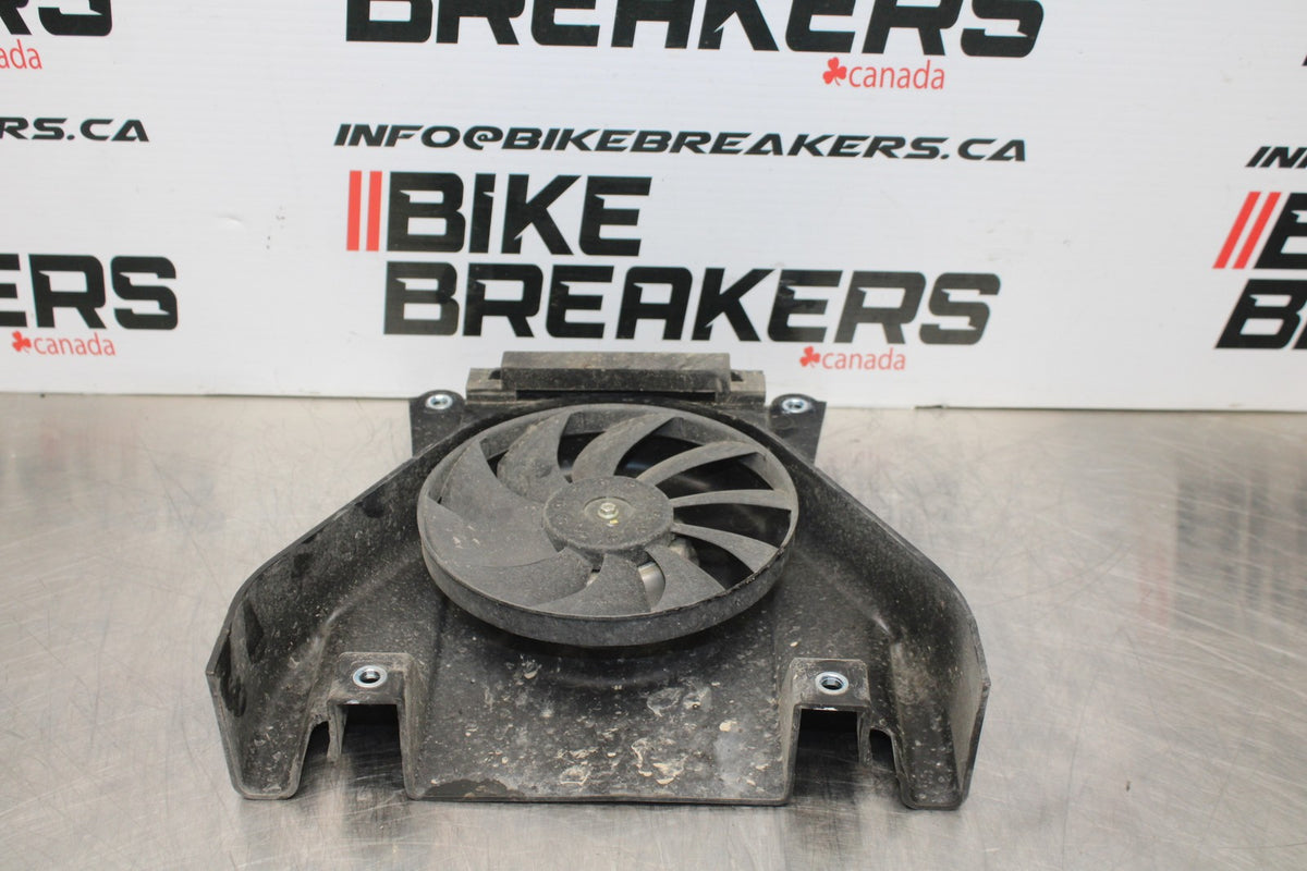 13-17 KAWASAKI NINJA 300 EX300 ABS ENGINE RADIATOR COOLING FAN BB187
