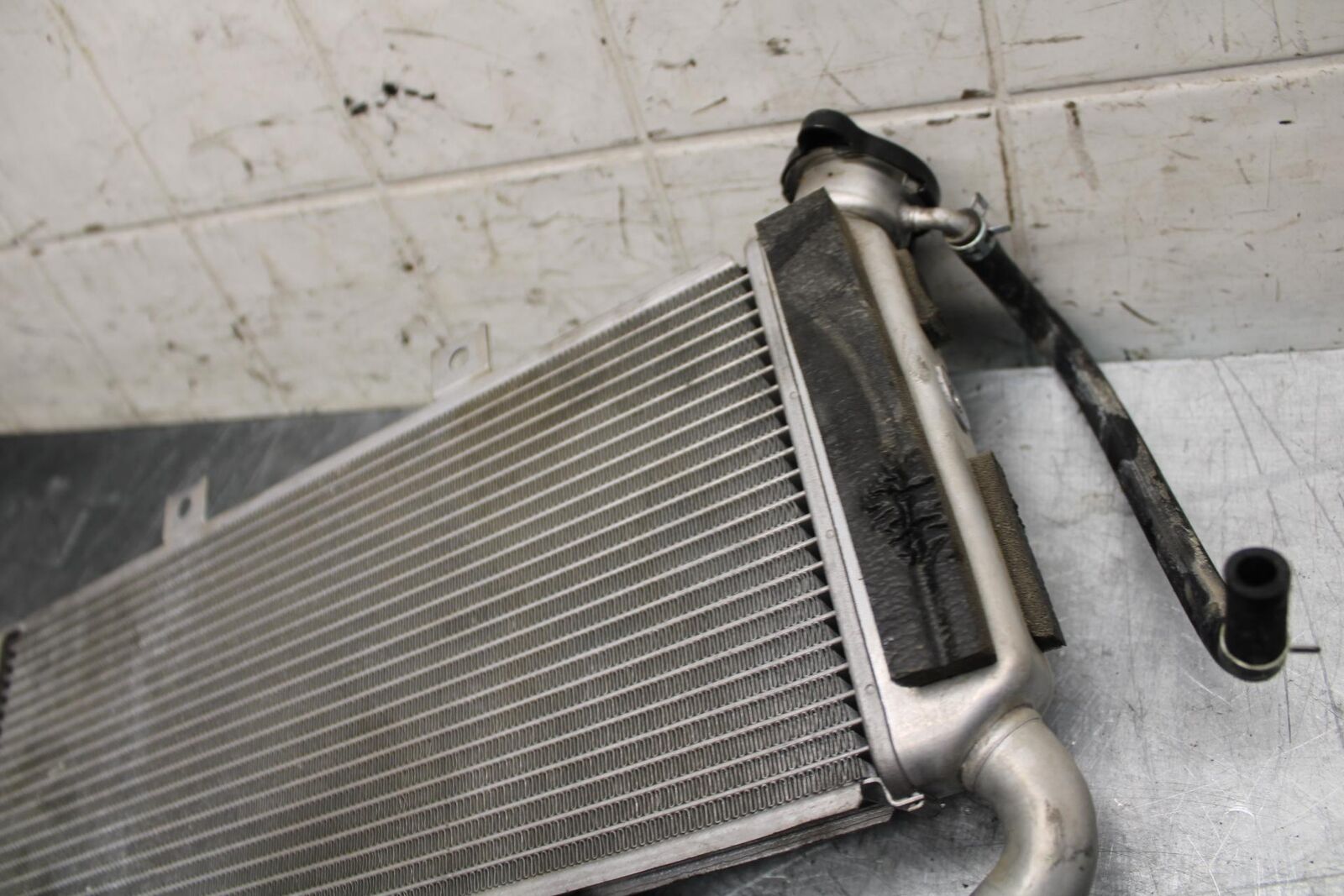 15-17 KAWASAKI EX 650 NINJA  ABS ENGINE RADIATOR MOTOR COOLER COOLING BB494