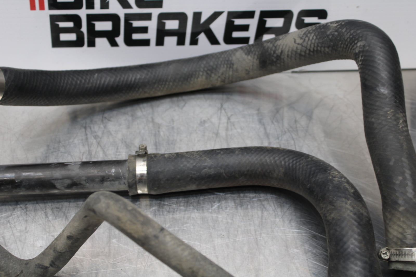 04-05 KAWASAKI NINJA ZX10R RADIATOR HOSES ENGINE COOLANT WATER PIPES BB163