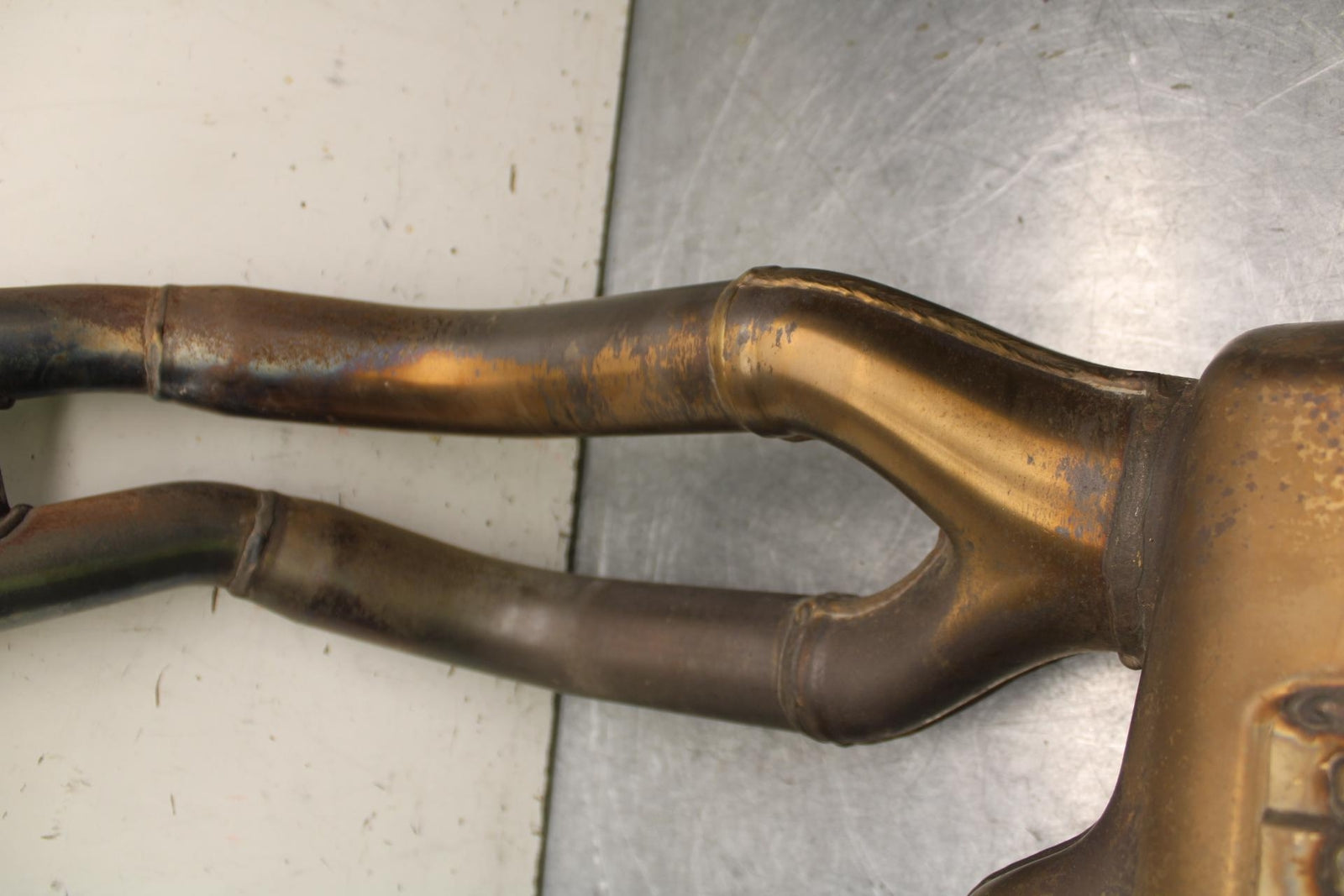 20-23 APRILIA RS660 EXHAUST HEADERS W HONEYCOMB MUFFLER  BB643