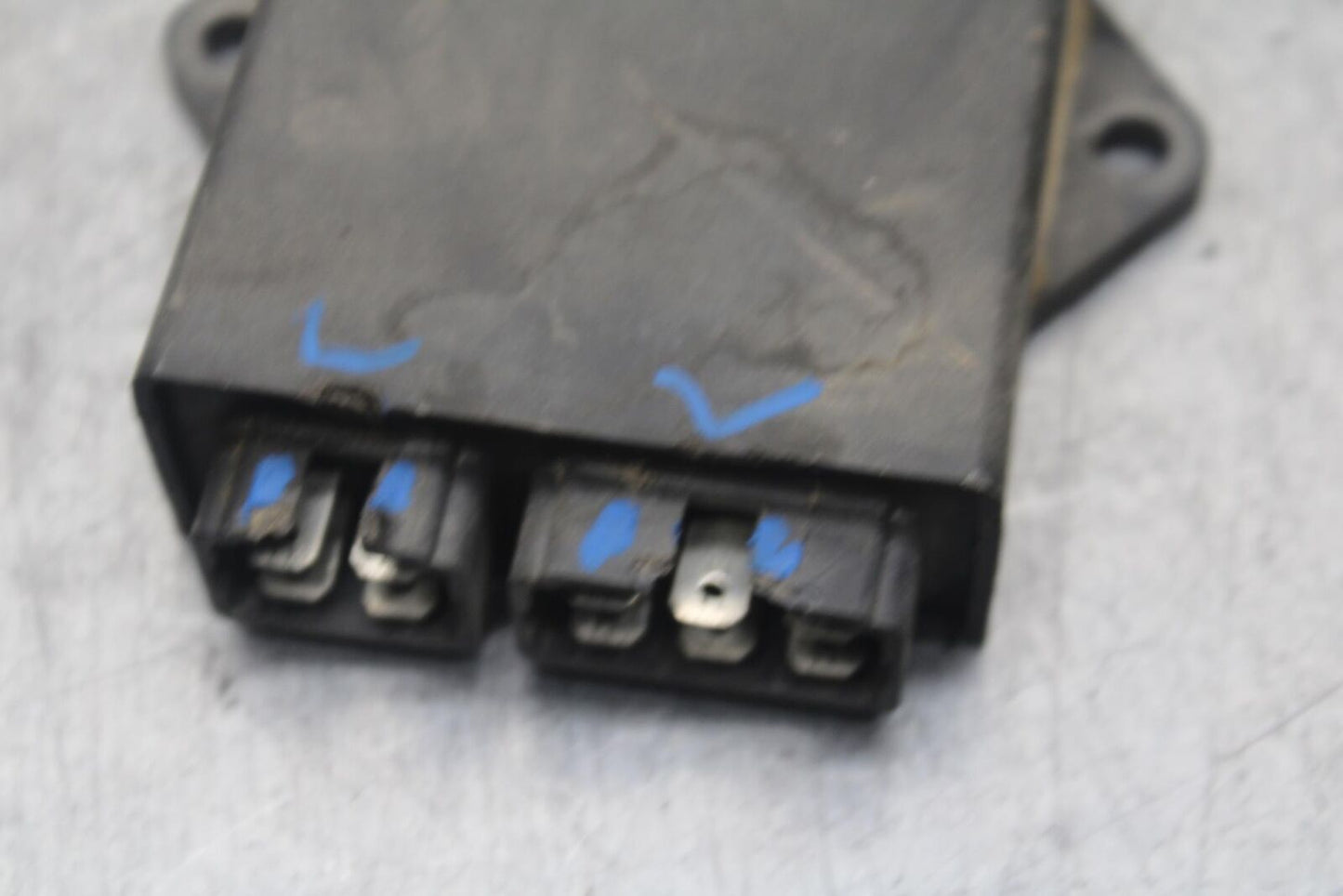 1988 Yamaha FZ600 ECU COMPUTER CONTROLLER UNIT BLACK BOX ECM CDI  BB601