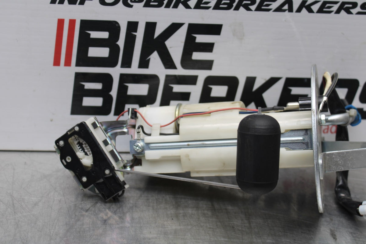 08-10 SUZUKI GSXR 600 FUEL PUMP GAS PETROL SENDER UNIT BB765