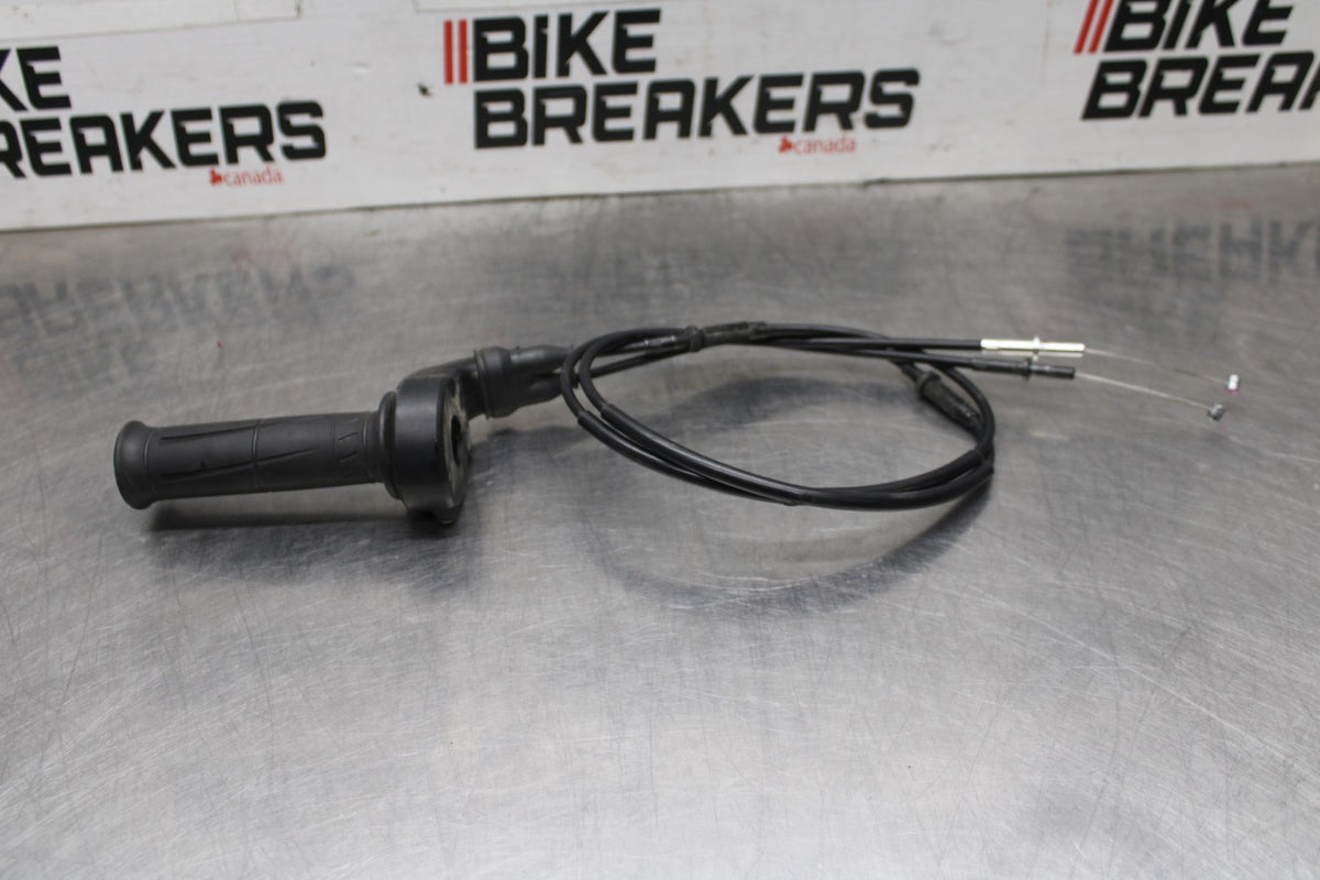 24-25 KAWASAKI NINJA ZX6R THROTTLE CABLES LINES & HOUSING BB939