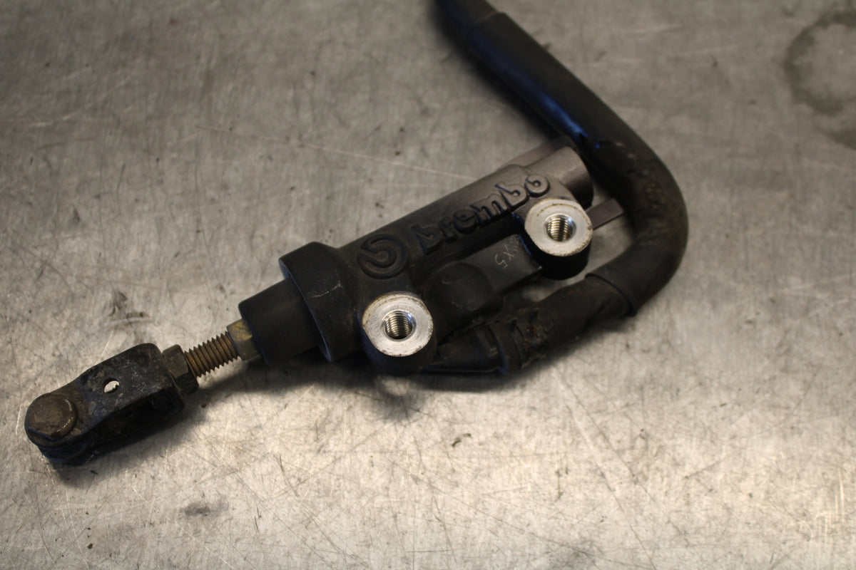07-09 YAMAHA FZ6 REAR BACK BRAKE MASTER CYLINDER W RESERVOIR BB713