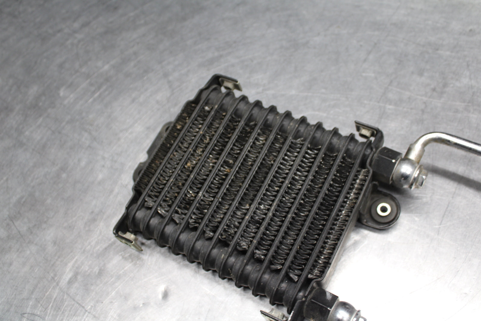 00 SUZUKI INTRUDER 1500 VL1500 ENGINE MOTOR OIL COOLER  BB761