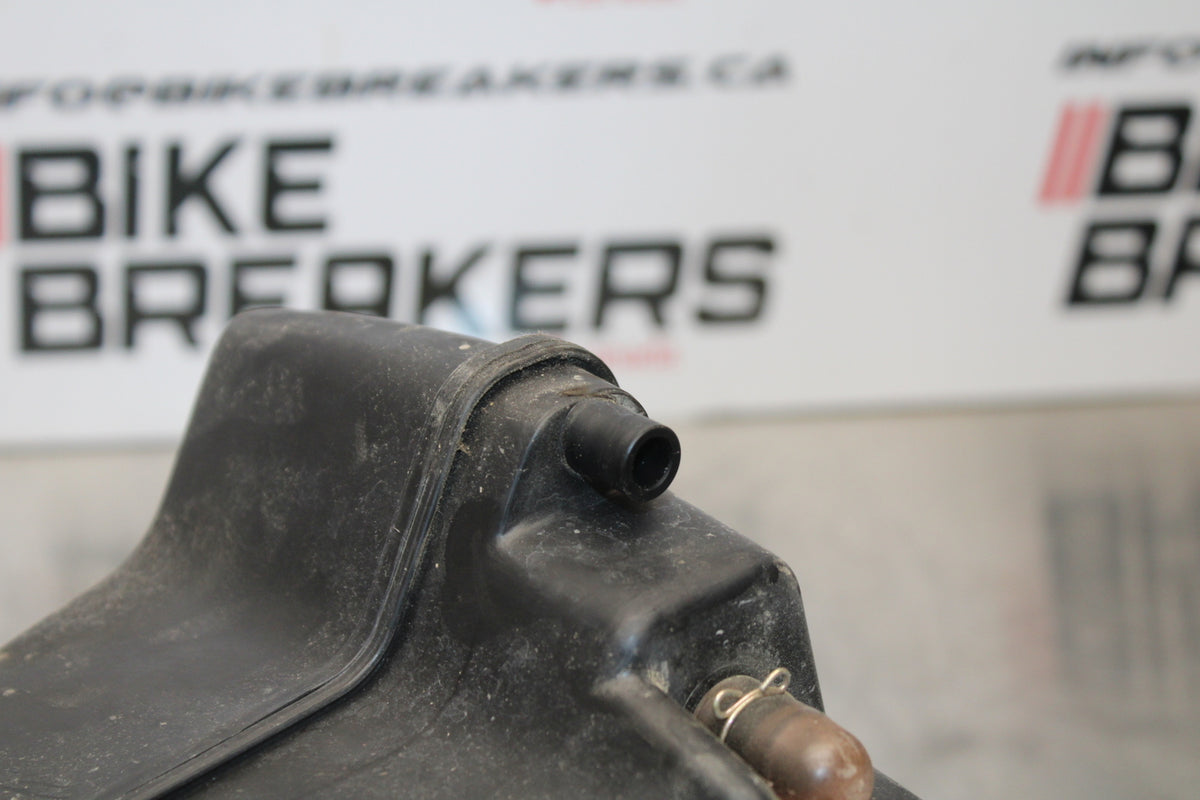 04-09 SUZUKI GS500F AIRBOX AIR INTAKE FILTER BOX BB165