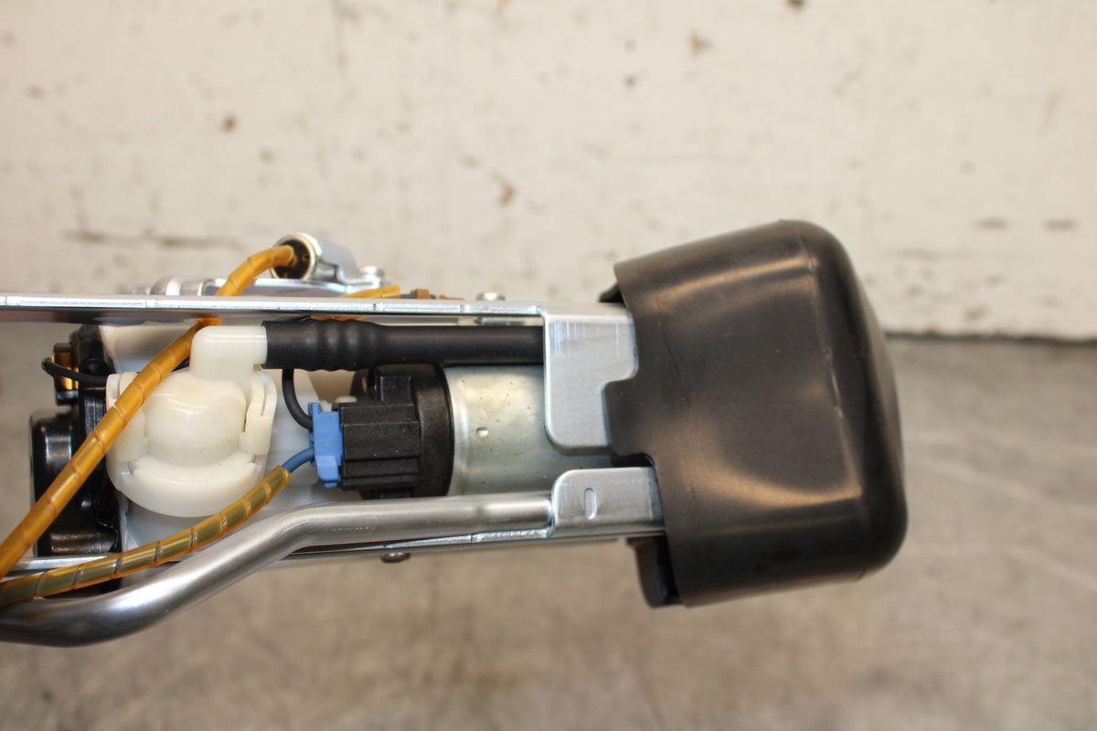 14 HONDA CTX1300A FUEL GAS PUMP BB732
