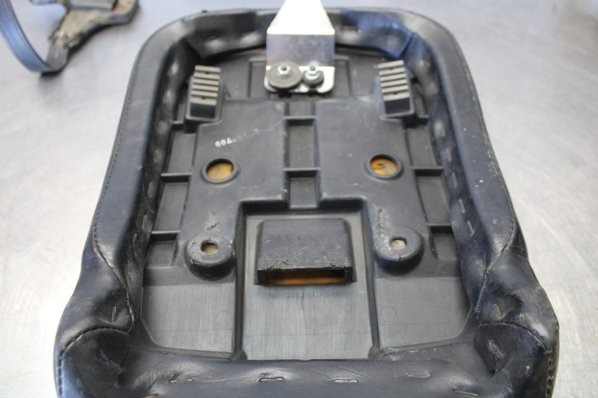 2006 Suzuki Boulevard C90 REAR BACK PASSENGER SEAT BB849
