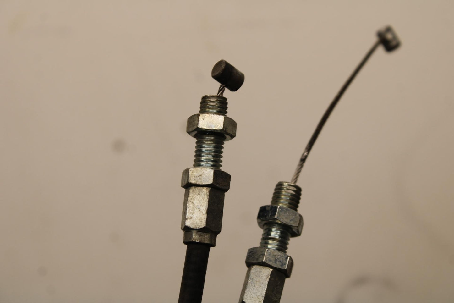 01-03 SUZUKI GSXR600 THROTTLE CABLES LINES BB633