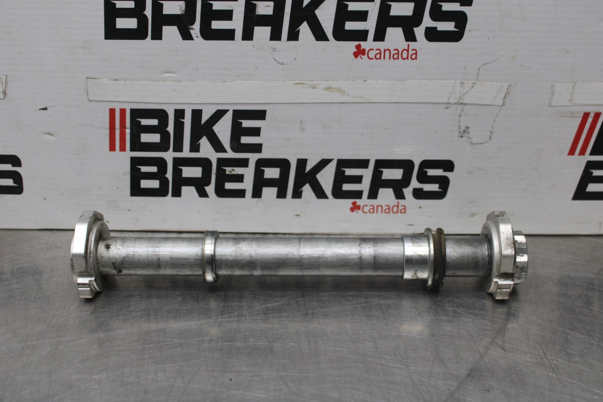 16 DUCATI 959 PANIGALE REAR AXLE BACK WHEEL RIM PIVOT BOLT AXEL BB912